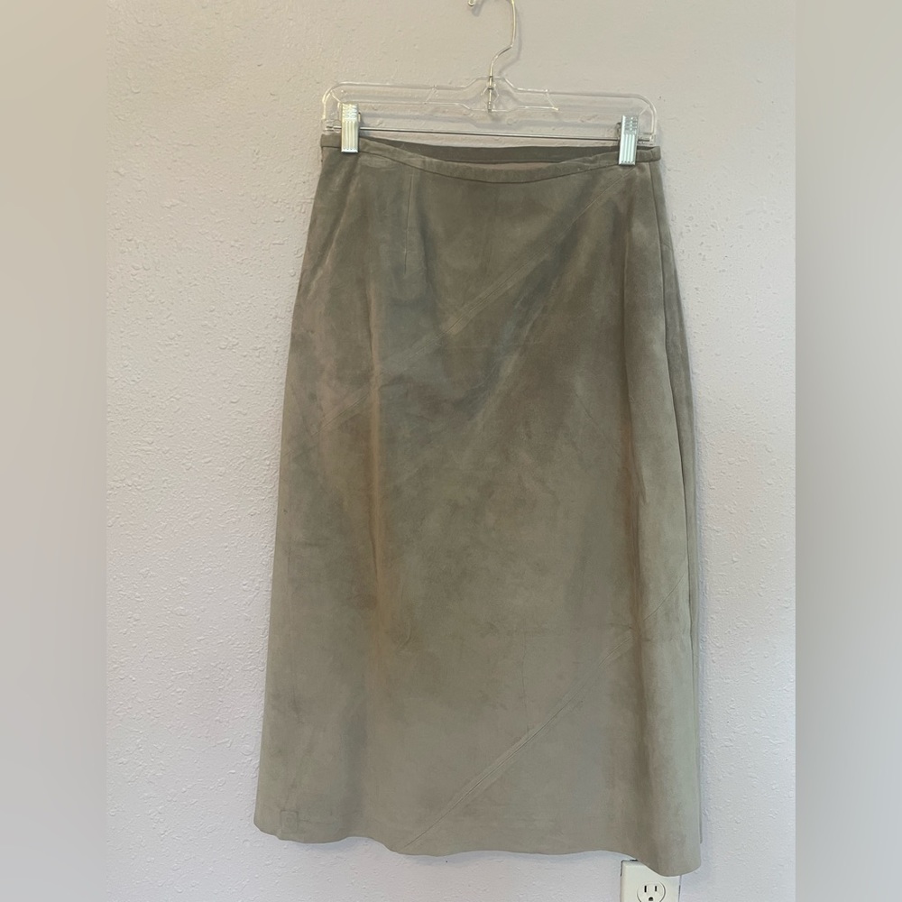 Banana Republic Gray Suede Skirt 14” waist